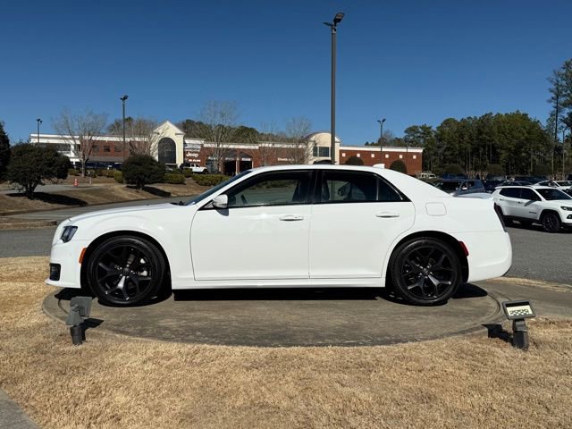 Used 2022 Chrysler 300 S image 4