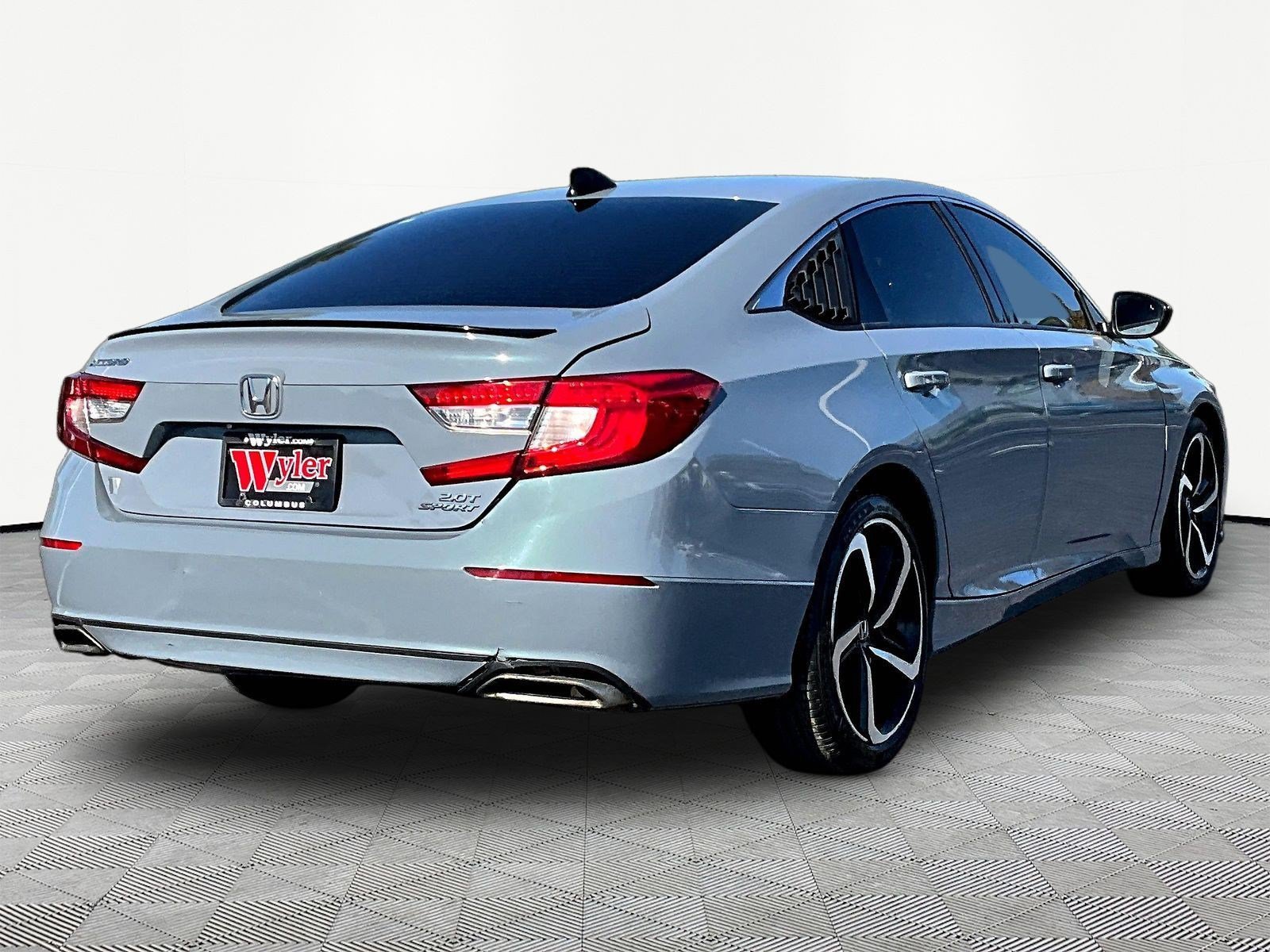 Used 2021 Honda Accord Sport image 6