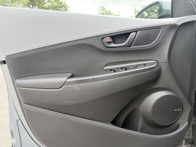 Used 2020 Hyundai Kona SEL Plus FWD image 9