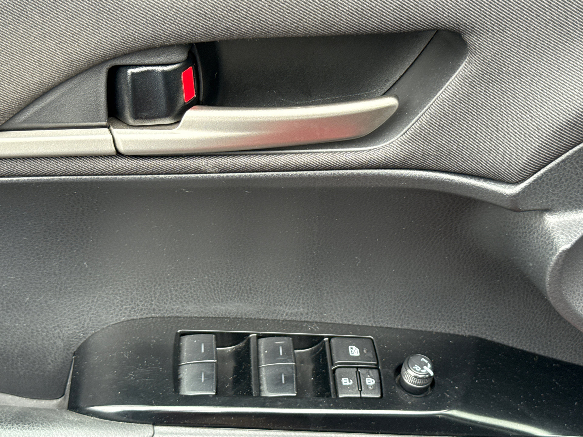 Certified 2025 Toyota Camry LE FWD image 24