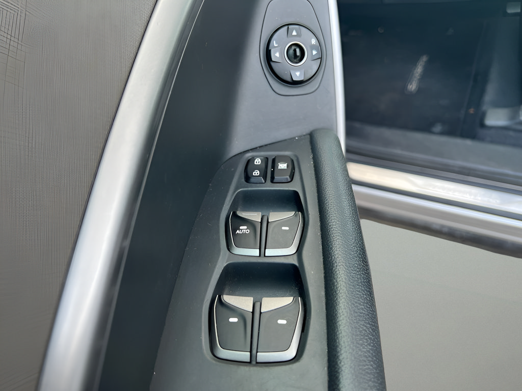 Used 2014 Hyundai Santa Fe GLS FWD image 14
