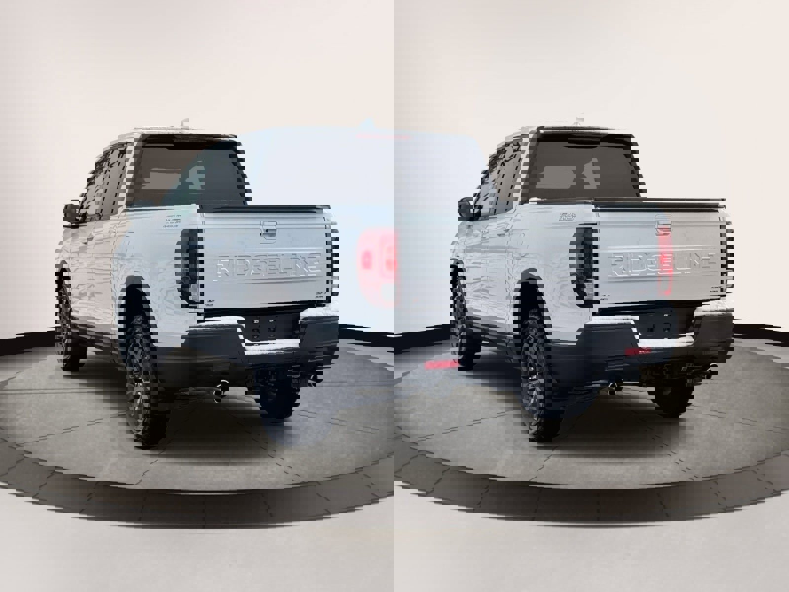 Used 2024 Honda Ridgeline Sport image 3