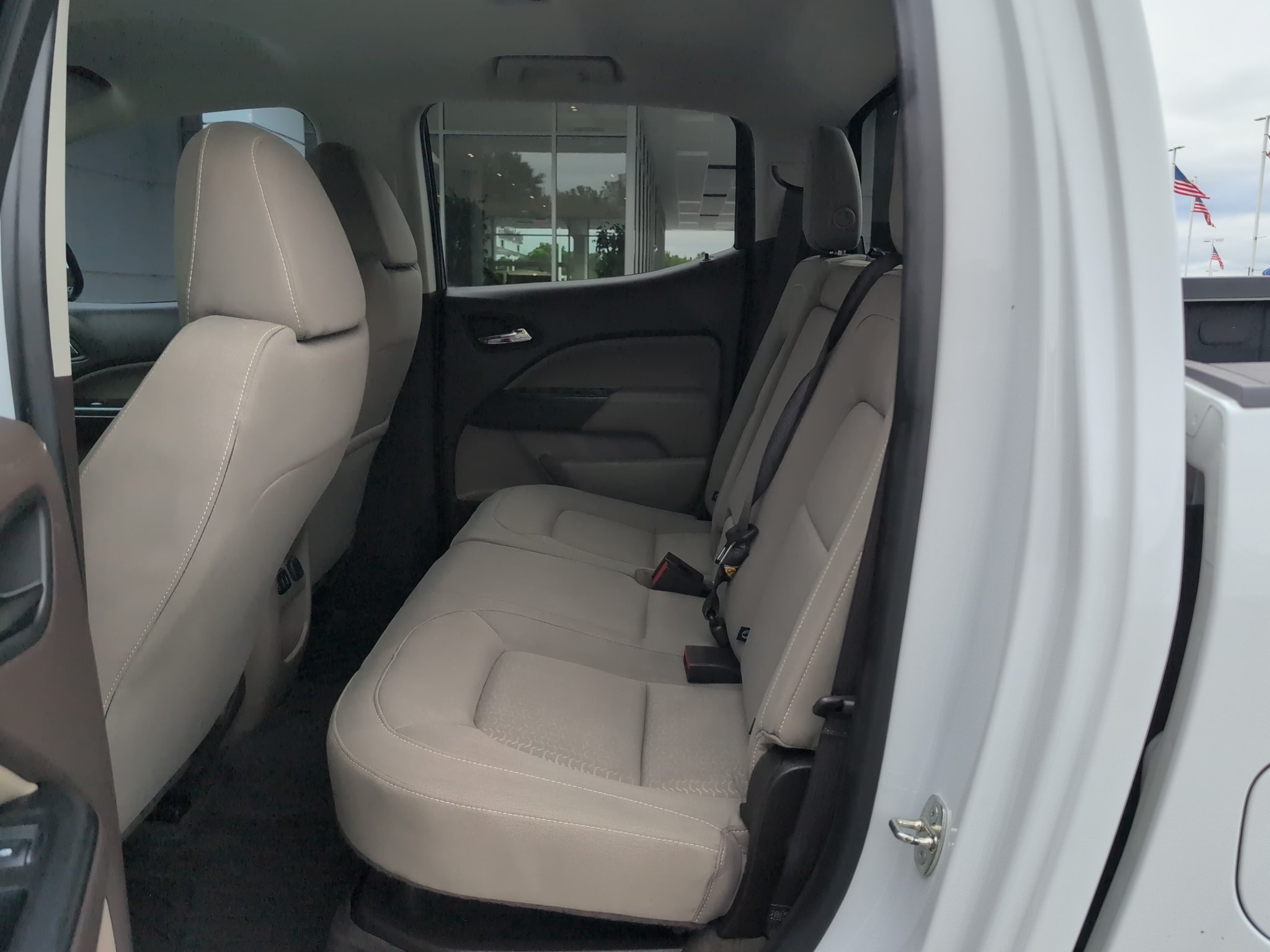 Used 2017 GMC Canyon SLE w/ SLE Convenience Package RWD image 28