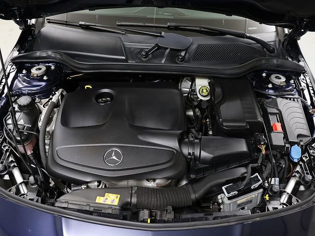 Used 2018 Mercedes-Benz CLA 250 4MATIC image 36