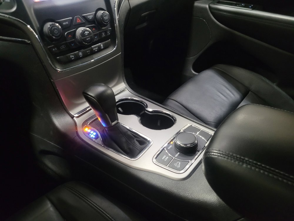 Used 2018 Jeep Grand Cherokee Limited AWD/4WD image 26