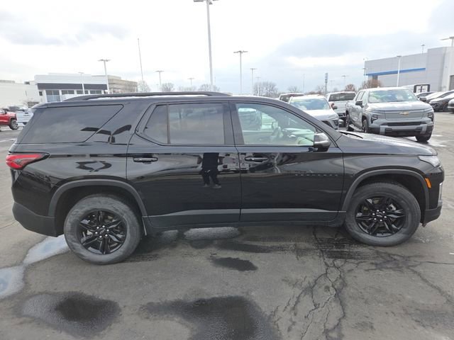 Used 2023 Chevrolet Traverse LS w/ Midnight/Sport Edition AWD/4WD image 17