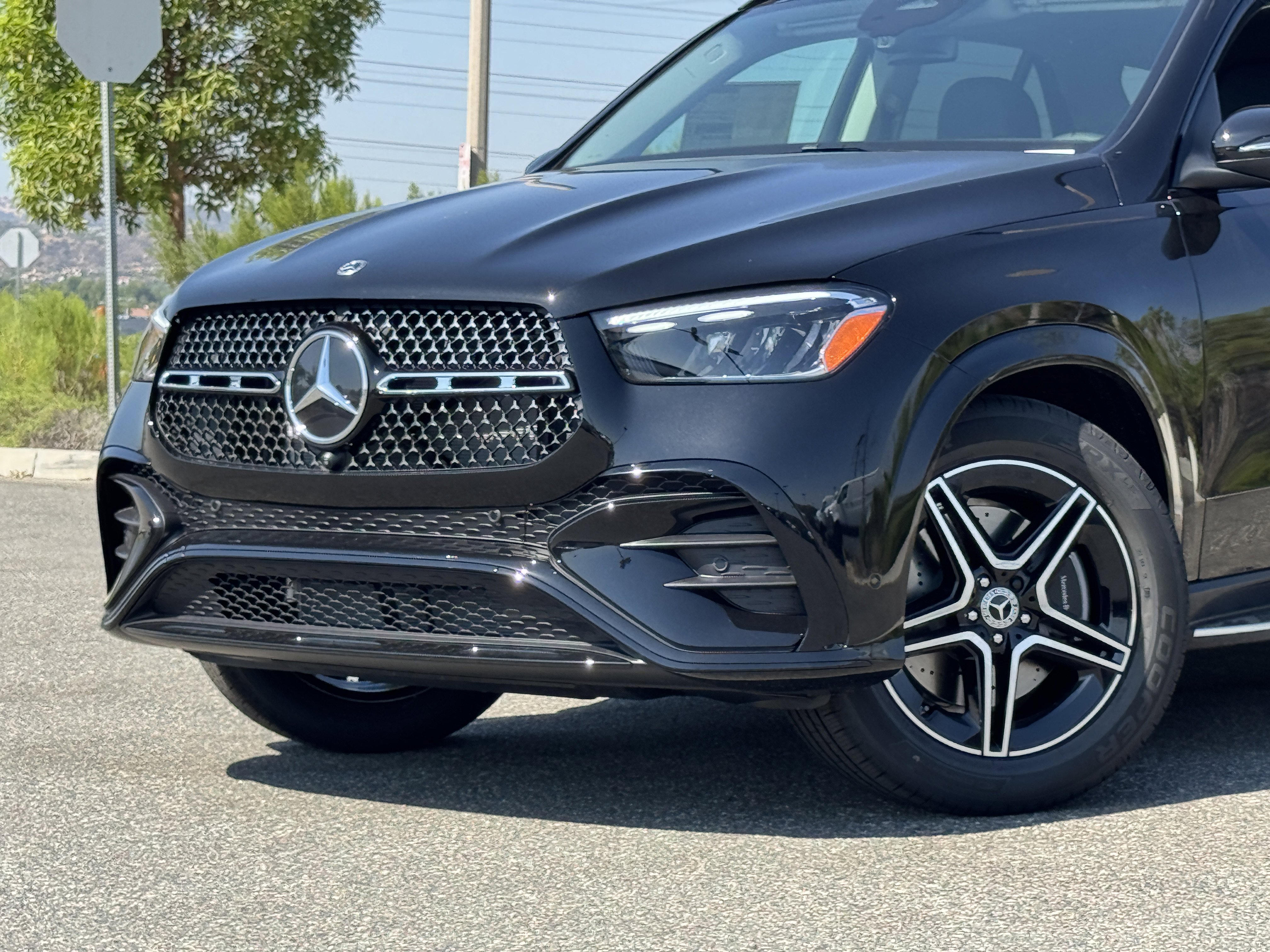 New 2026 Mercedes-Benz GLE 450 4MATIC image 3