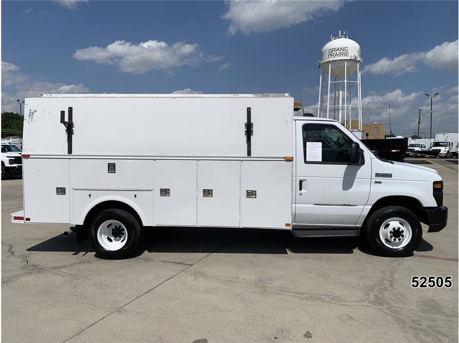 Used 2013 Ford E-450 and Econoline 450 Super Duty w/ PWR Locks & Windows Group RWD image 5