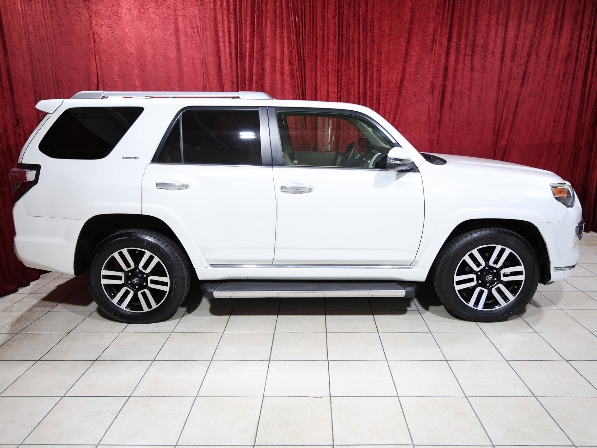 Used 2016 Toyota 4Runner Limited AWD/4WD image 8