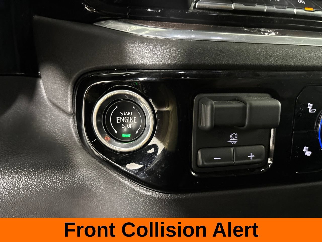 Used 2026 GMC Sierra 1500 SLT AWD/4WD image 19
