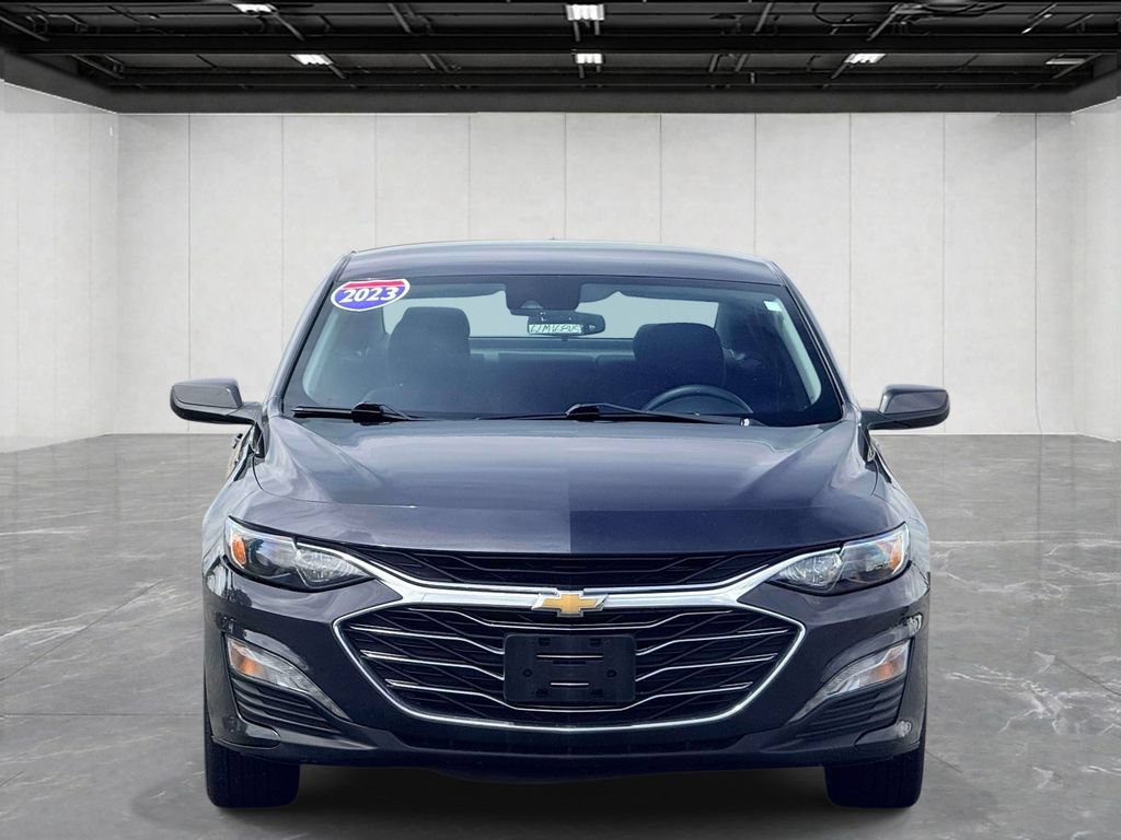Used 2023 Chevrolet Malibu LT w/ Driver Confidence Package FWD image 2