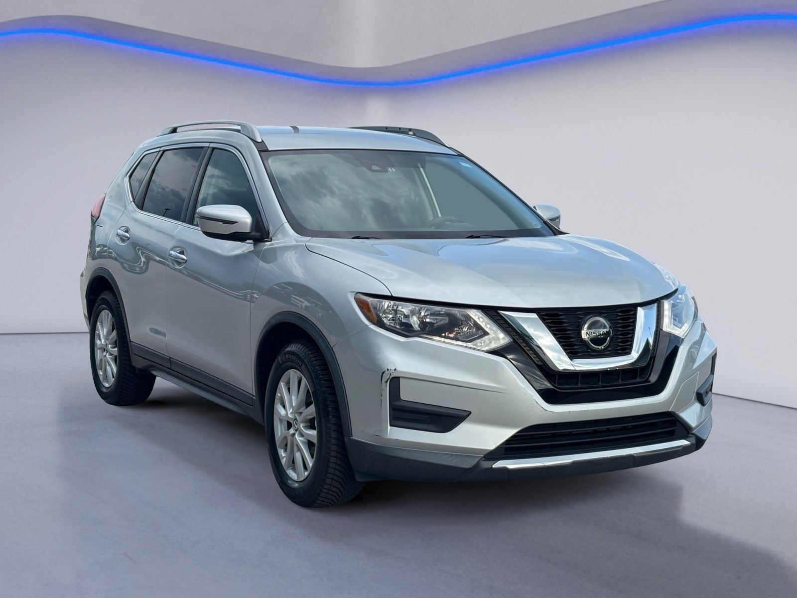 Used 2020 Nissan Rogue SV FWD image 5