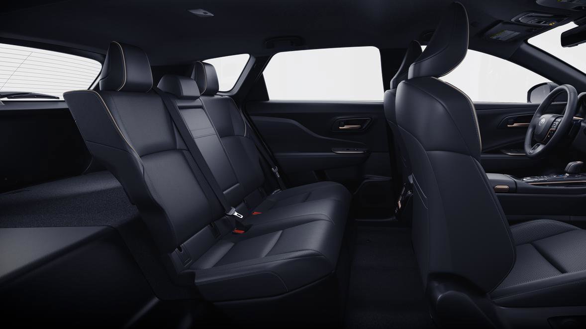 New 2026 Toyota Crown Signia AWD/4WD image 7