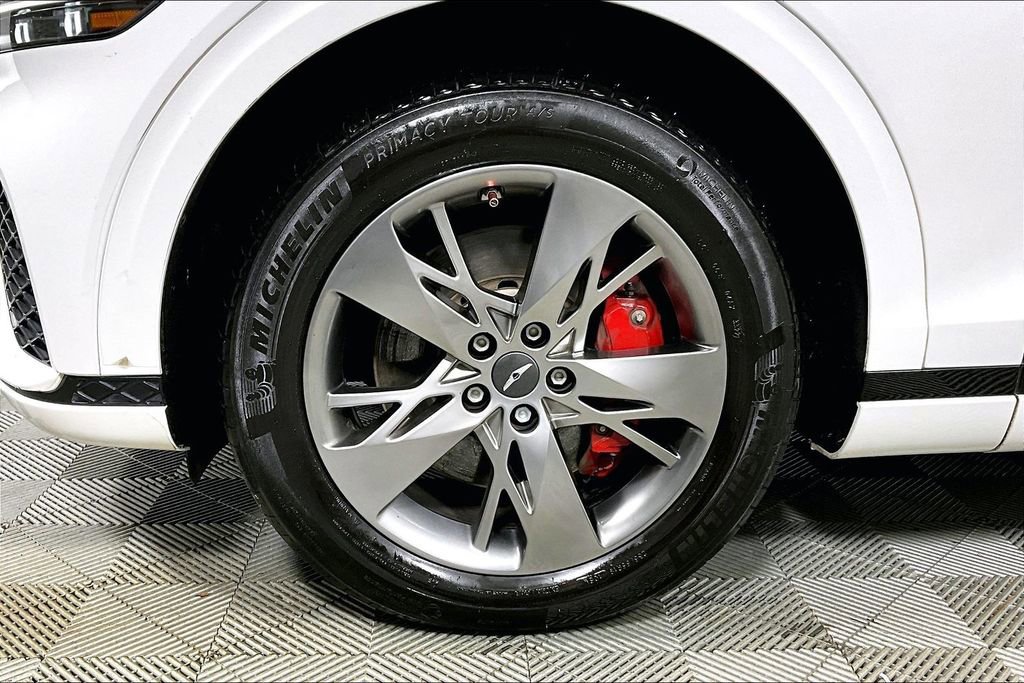 Used 2022 Genesis GV70 3.5T Sport image 8