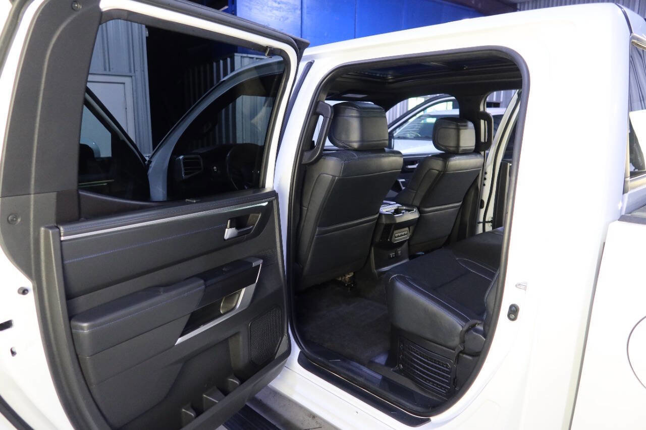 Used 2025 Toyota Tundra Platinum AWD/4WD image 15
