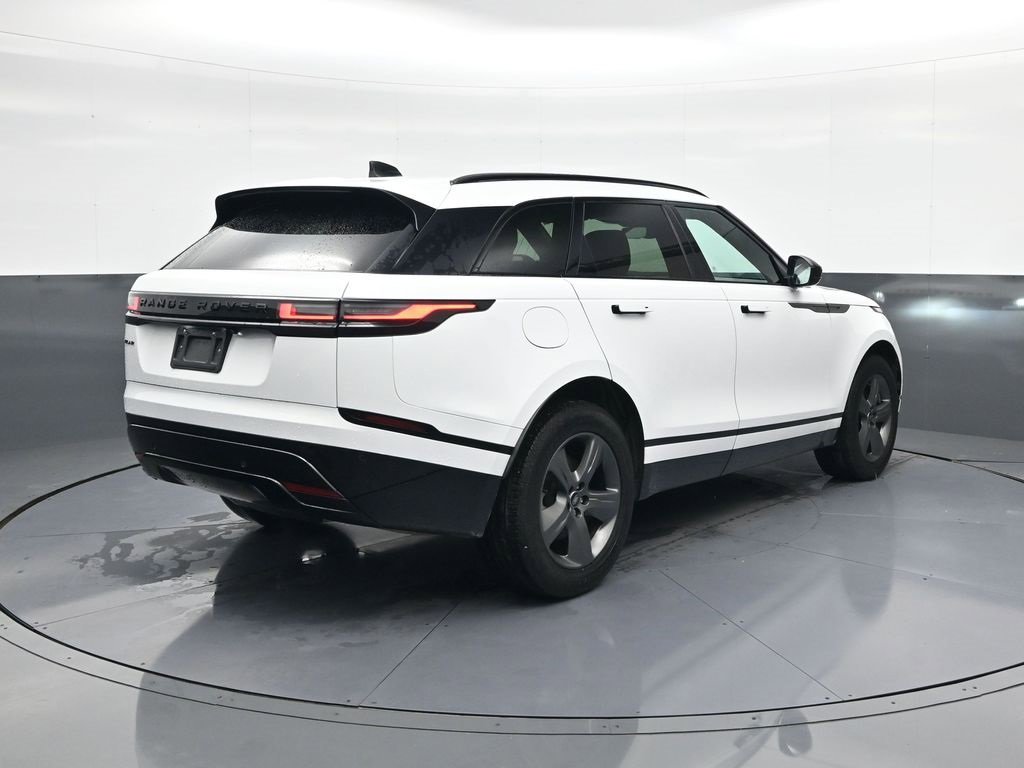 Used 2025 Land Rover Range Rover Velar Dynamic SE image 7