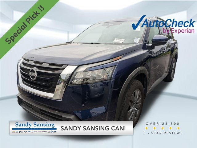 Used 2025 Nissan Pathfinder SV