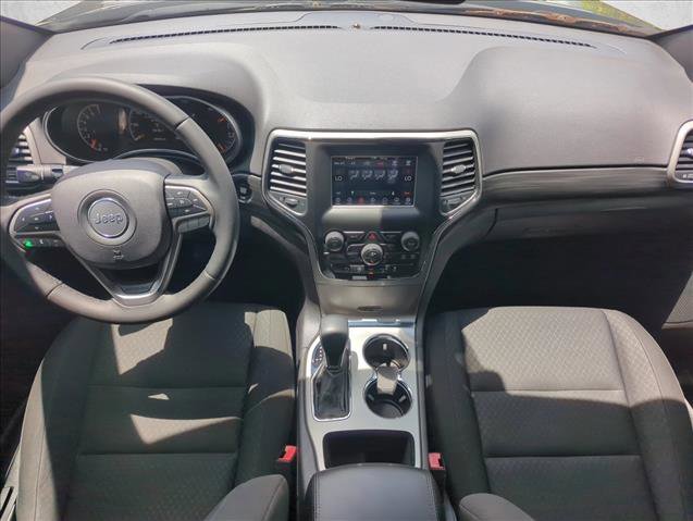 Used 2019 Jeep Grand Cherokee Laredo RWD image 21