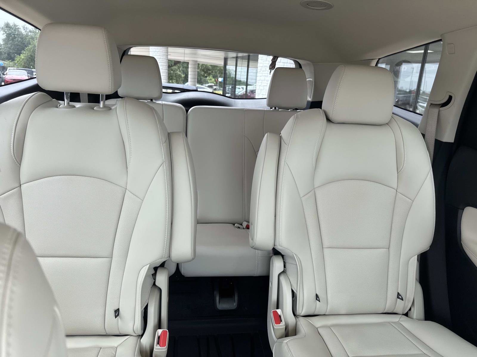 Used 2022 Buick Enclave Premium w/ Surround and Sites Package FWD image 9