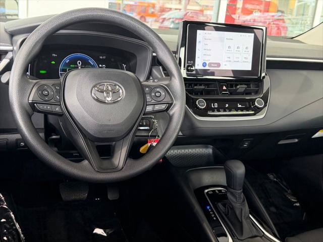 Used 2026 Toyota Corolla LE FWD image 29