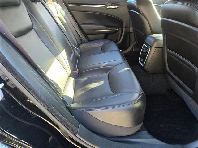 Used 2023 Chrysler 300 Touring L image 18