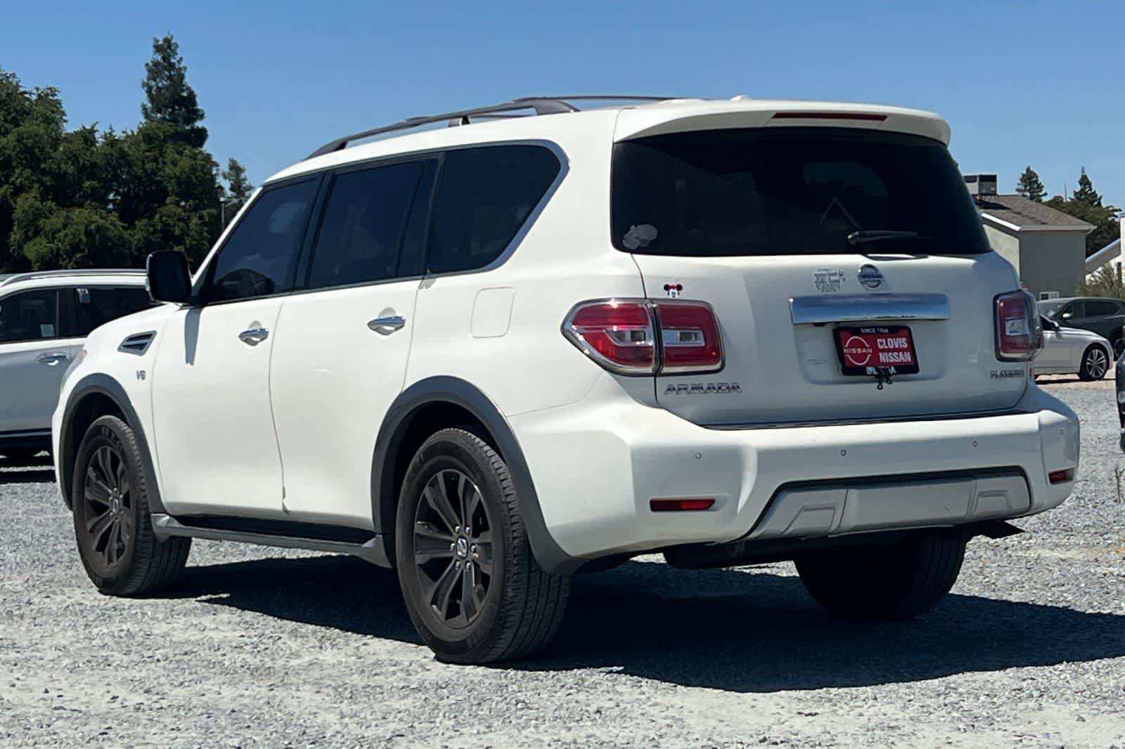 Used 2017 Nissan Armada Platinum w/ Interior Lighting Package RWD image 7