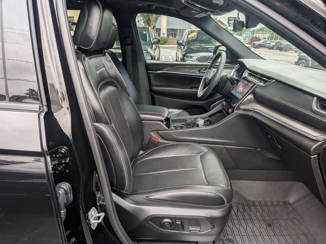 Certified 2023 Jeep Grand Cherokee Overland AWD/4WD image 33