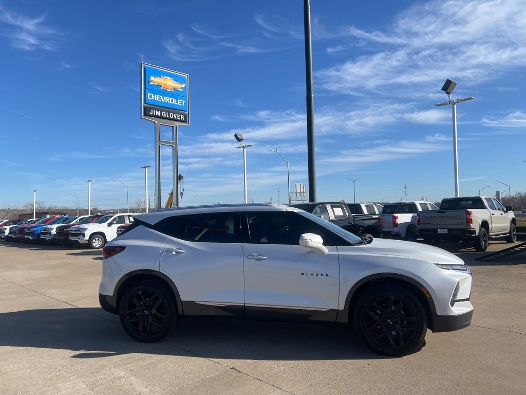 Used 2023 Chevrolet Blazer Premier w/ Driver Confidence II Package image 8