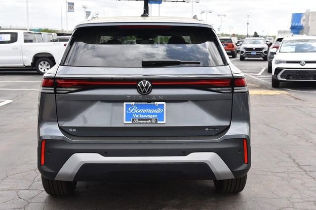 New 2026 Volkswagen Tiguan SE image 6