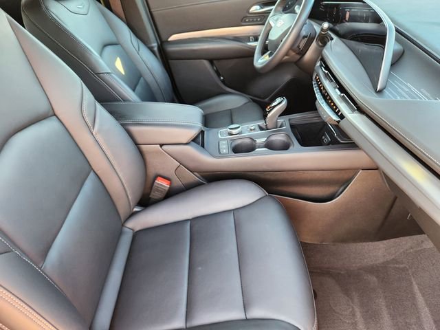 Used 2024 Cadillac XT4 Premium Luxury w/ Cold Weather Package image 14