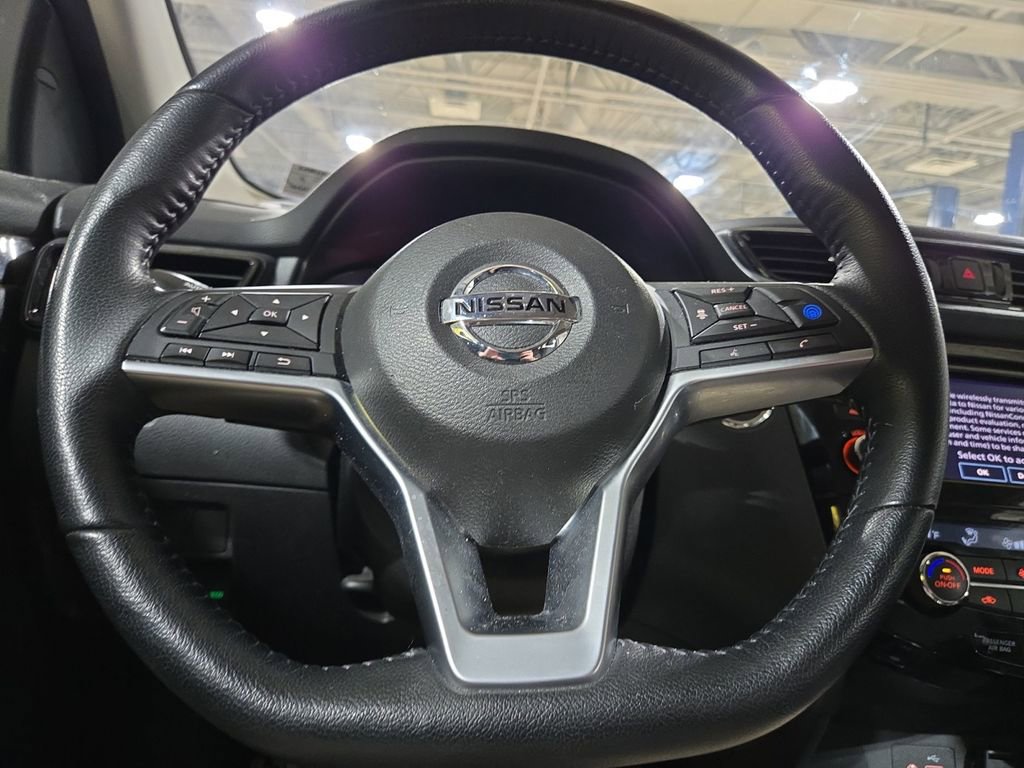 Used 2022 Nissan Rogue Sport SL AWD/4WD image 15