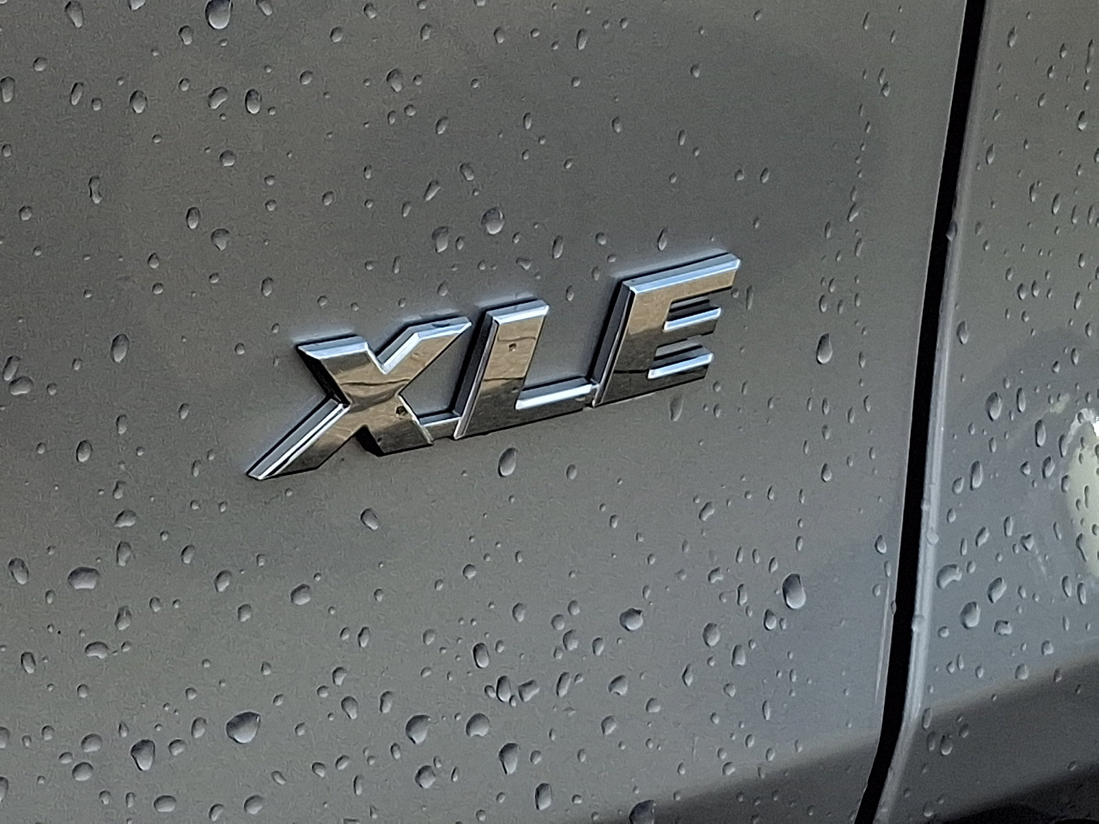 Used 2025 Toyota RAV4 XLE w/ Convenience Package FWD image 33