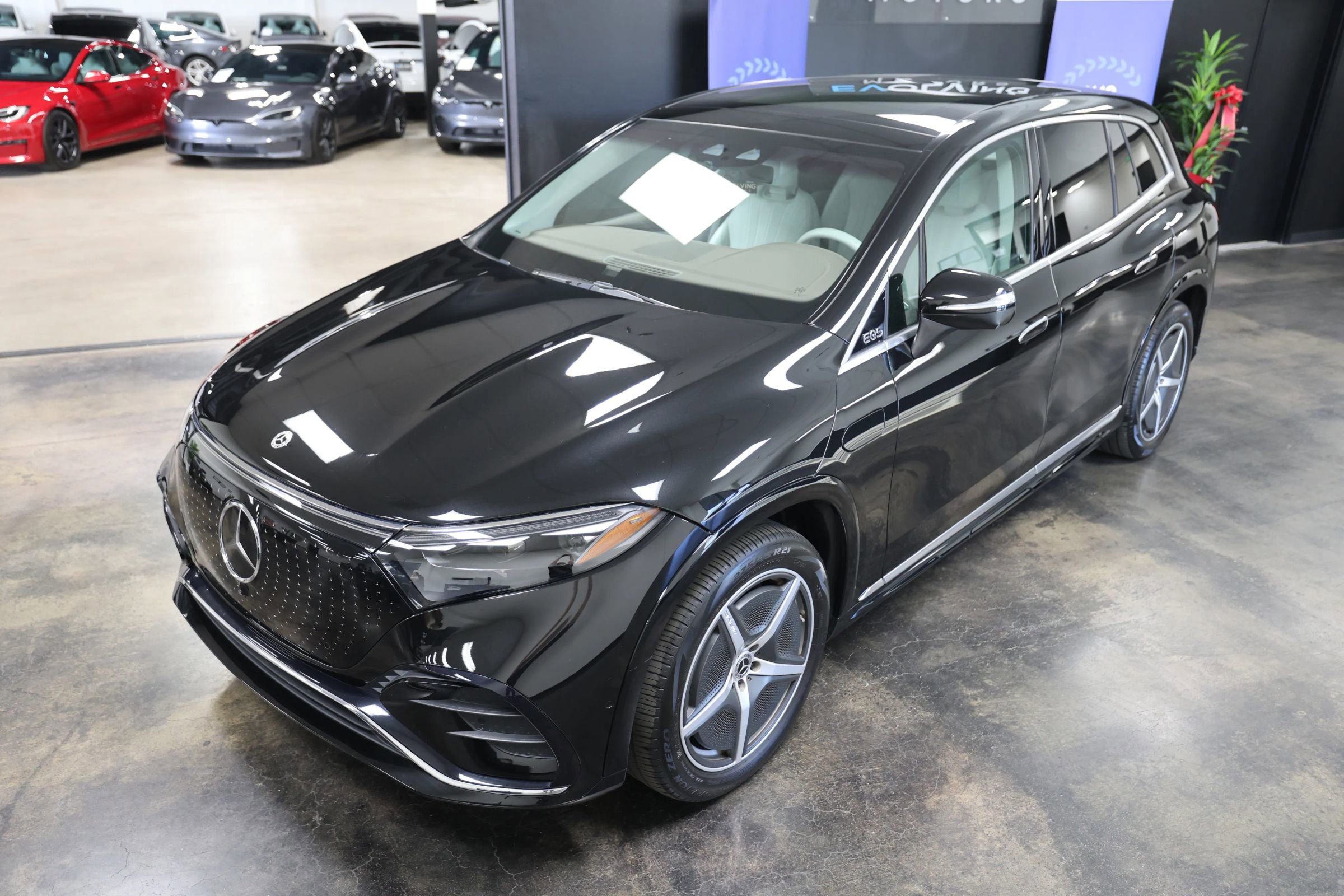 Used 2023 Mercedes-Benz EQS 580 4MATIC SUV image 18