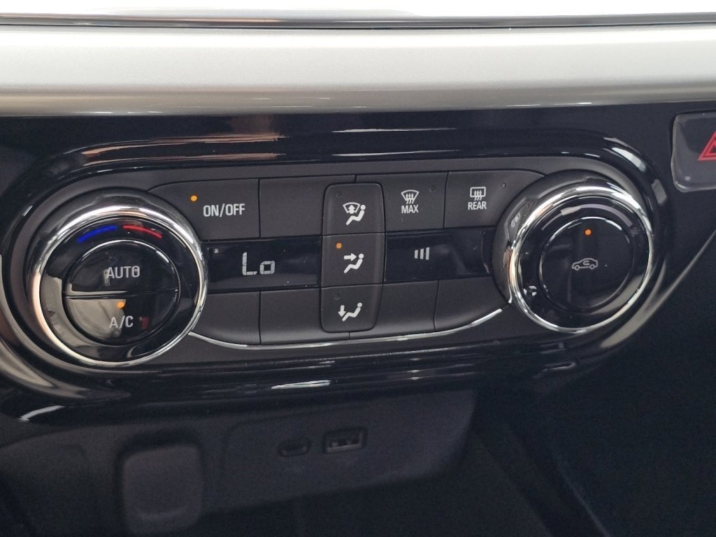 New 2026 Chevrolet Trax LT FWD image 28