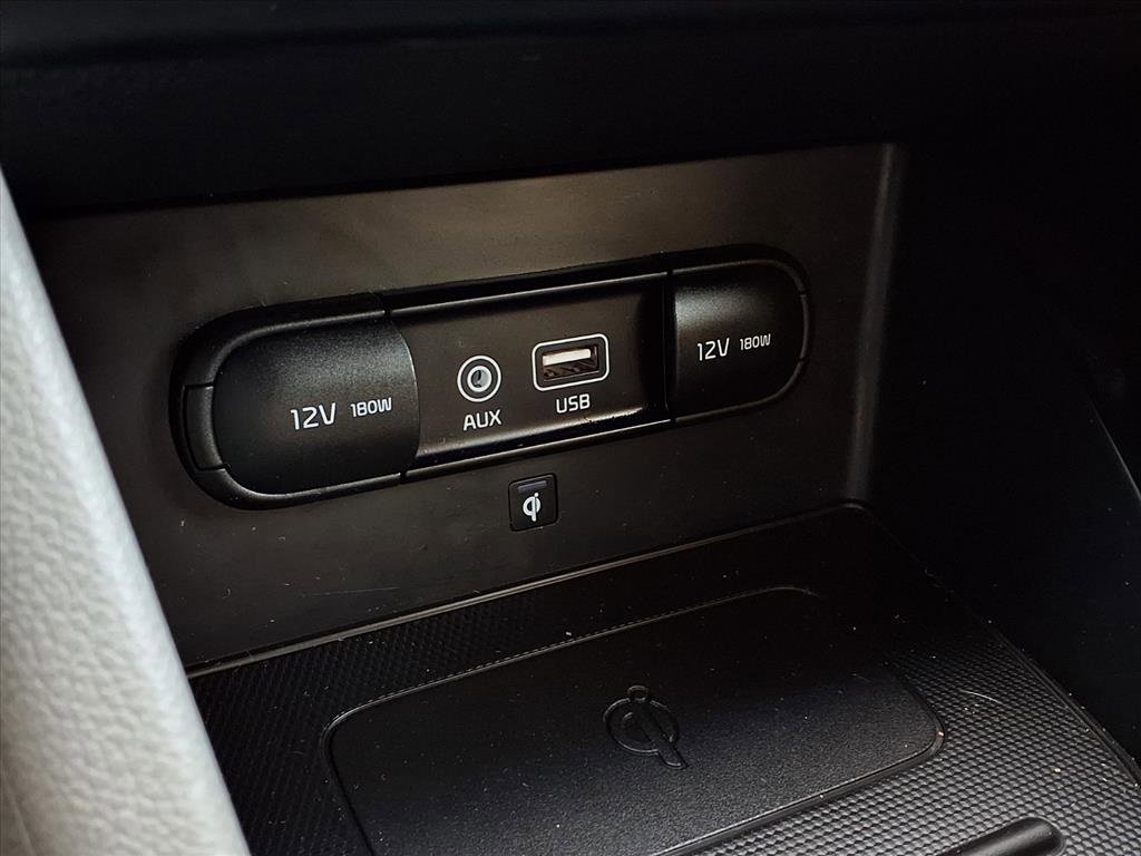 Used 2019 Kia Niro EX Premium w/ Sunroof Package image 10