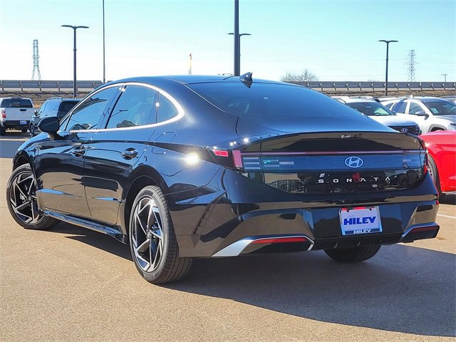 New 2026 Hyundai Sonata SEL image 3