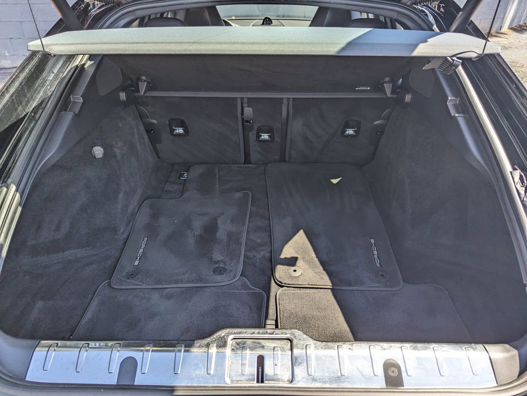 Used 2021 Porsche Panamera image 7