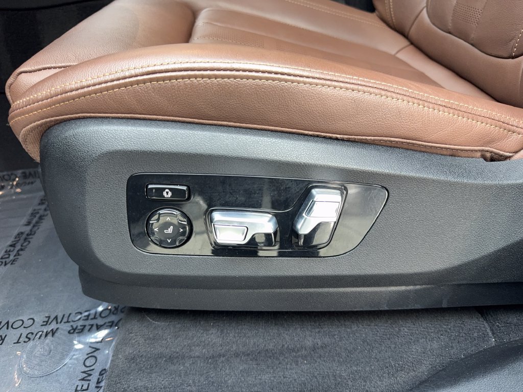 Used 2021 BMW X5 sDrive40i w/ M Sport Package RWD image 32