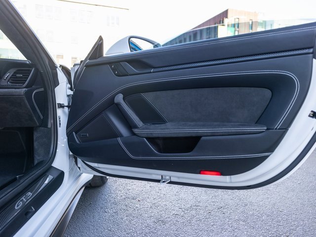 Used 2022 Porsche 911 GT3 image 35