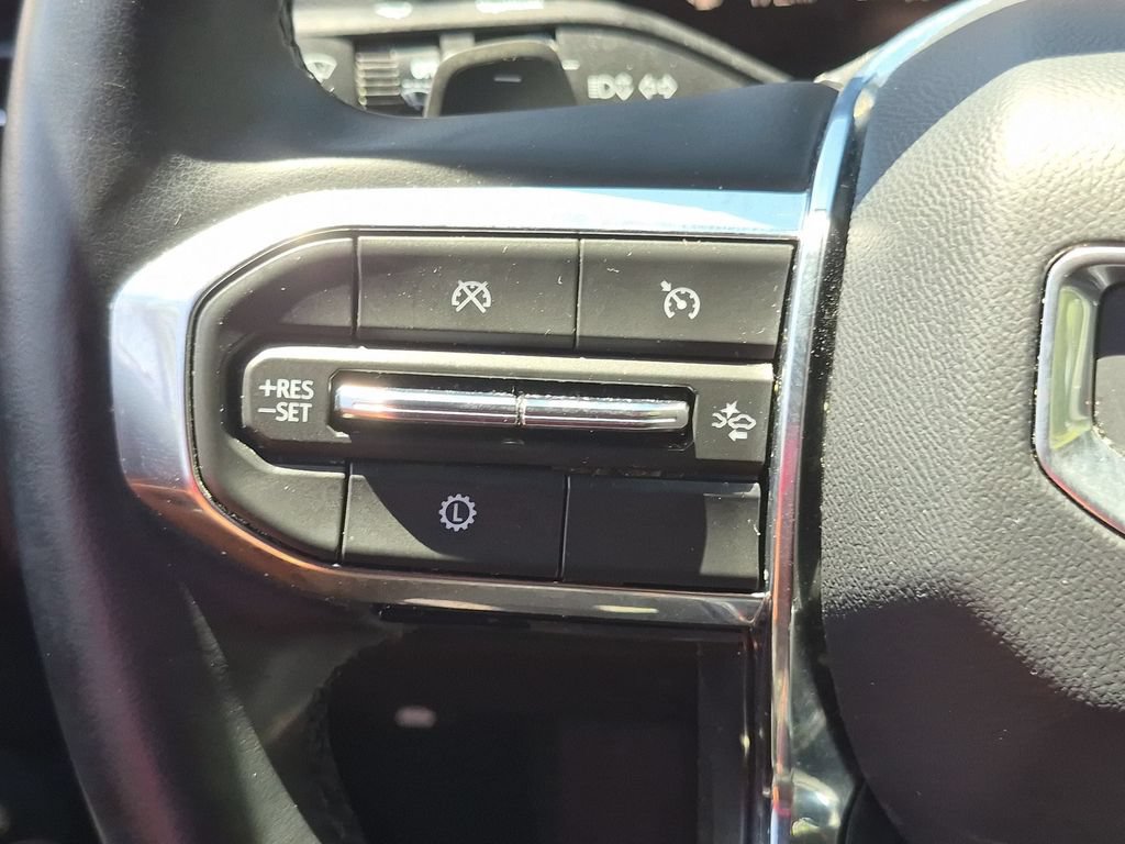 Used 2025 GMC Terrain Elevation AWD/4WD image 21
