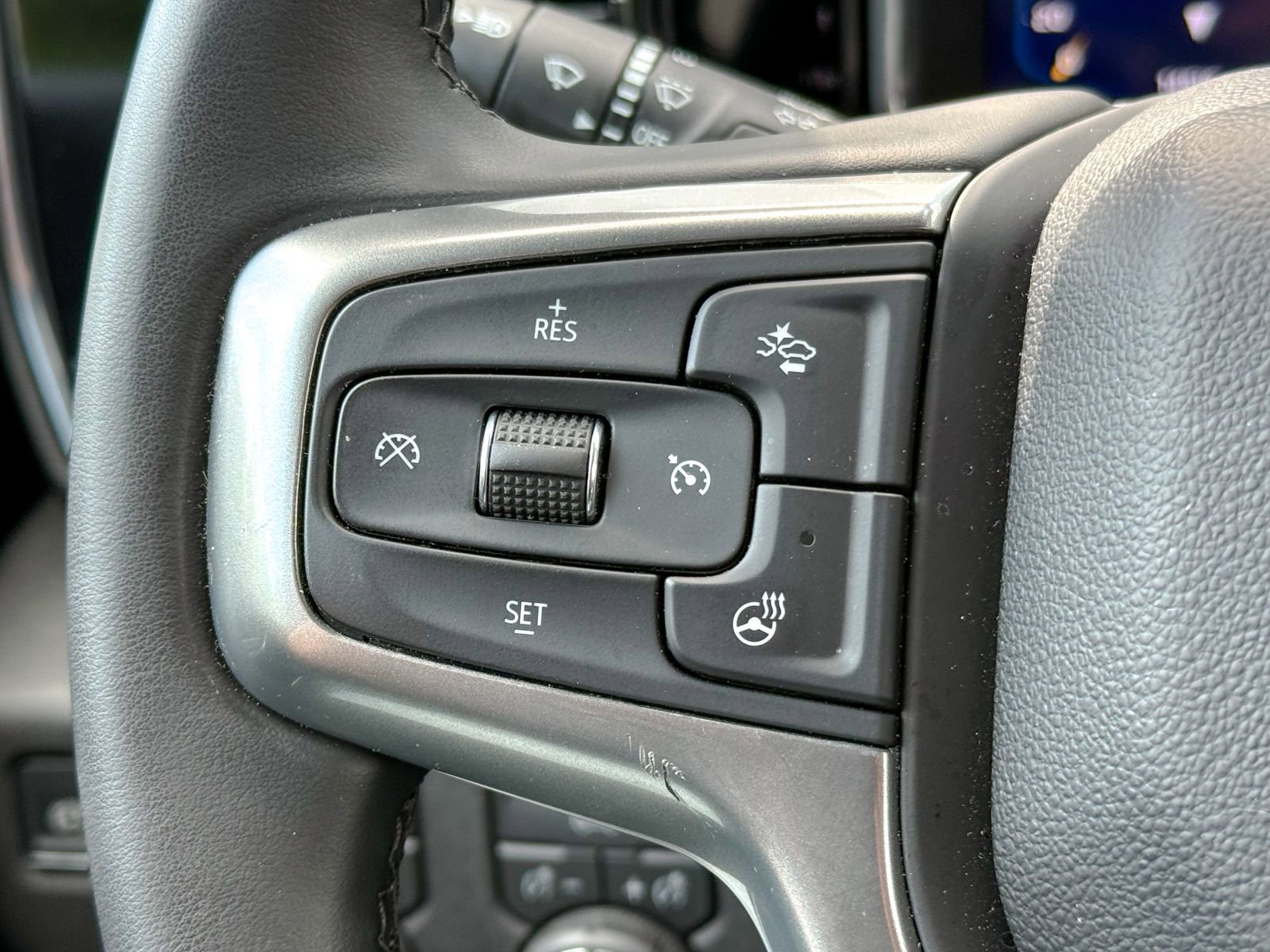 Certified 2026 Chevrolet Silverado 1500 LT AWD/4WD image 25