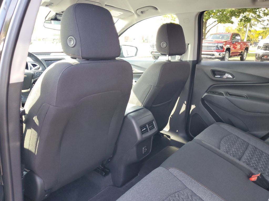 Used 2024 Chevrolet Equinox LT AWD/4WD image 29