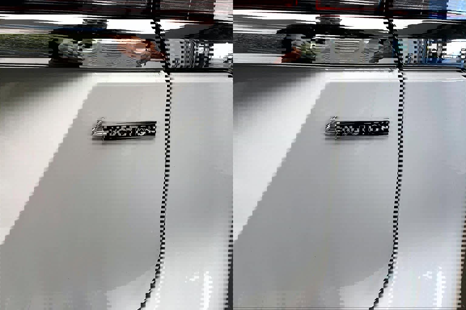 Used 2024 Volkswagen Atlas SEL image 12