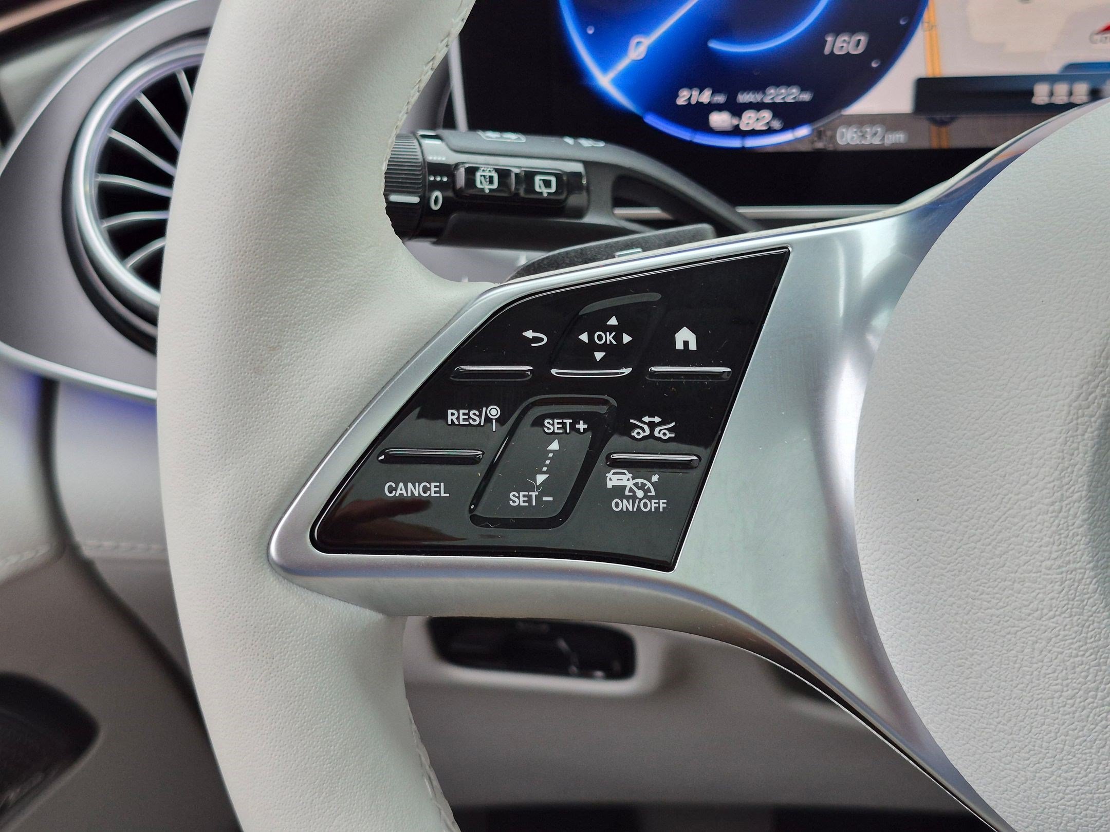 Certified 2023 Mercedes-Benz EQE 500 4MATIC SUV image 19