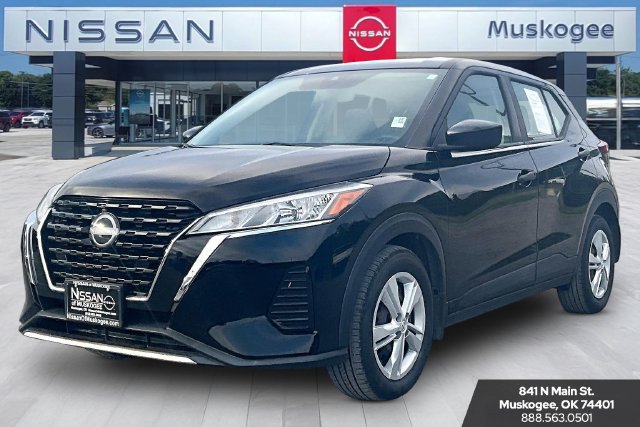 Used 2022 Nissan Kicks S FWD image 3
