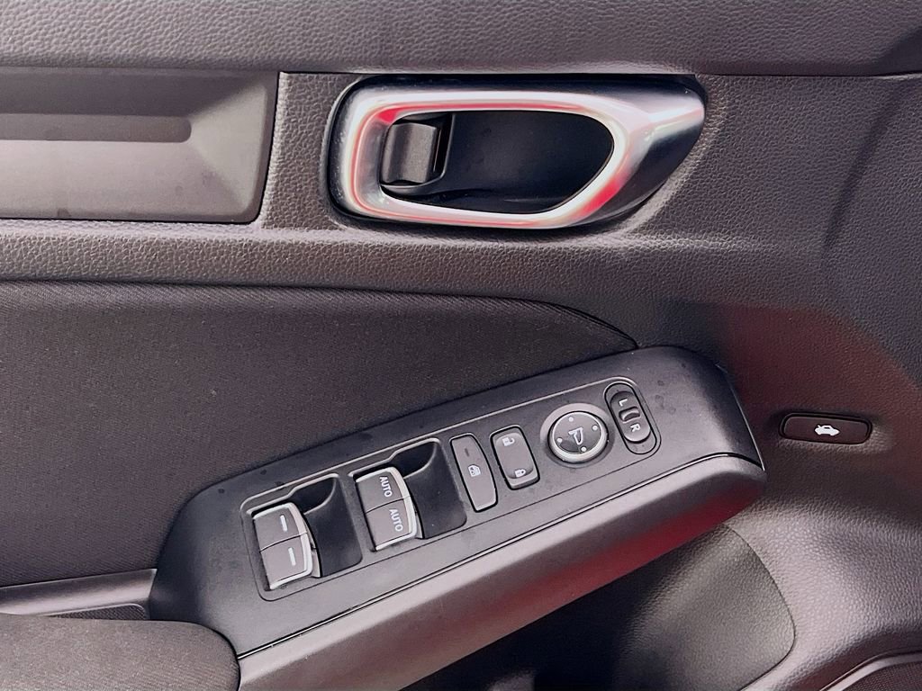 Used 2025 Honda Civic Sport image 16