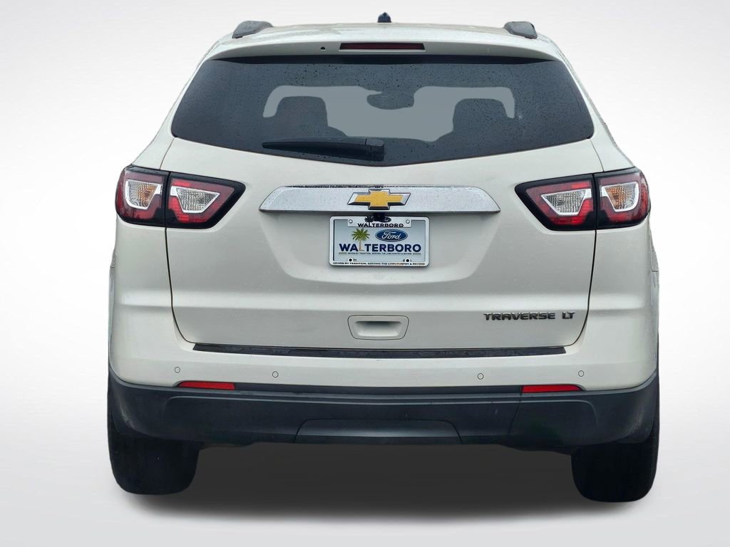 Used 2014 Chevrolet Traverse LT image 24