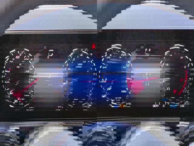 Used 2025 Mercedes-Benz GLB 250 GLB 250 image 26