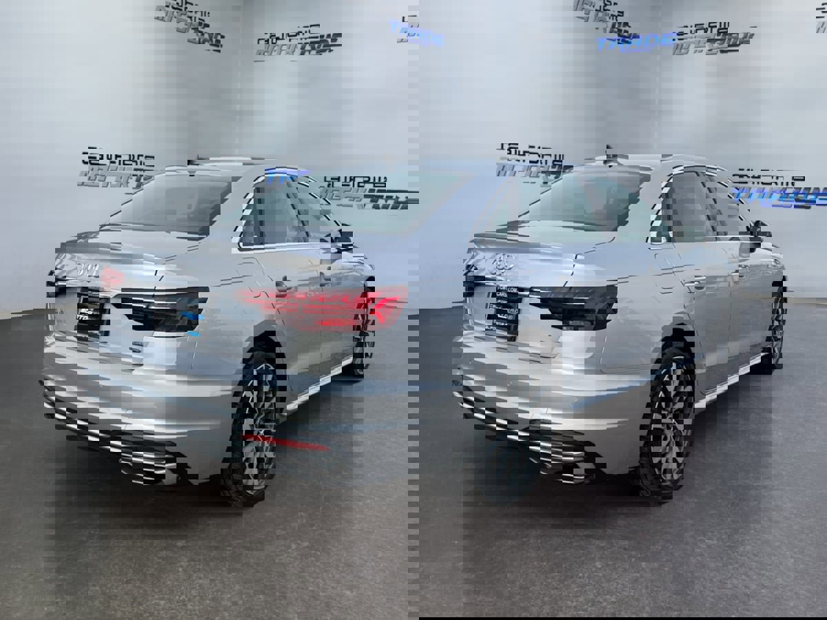 Used 2023 Audi A4 2.0T Premium w/ Convenience Package image 5