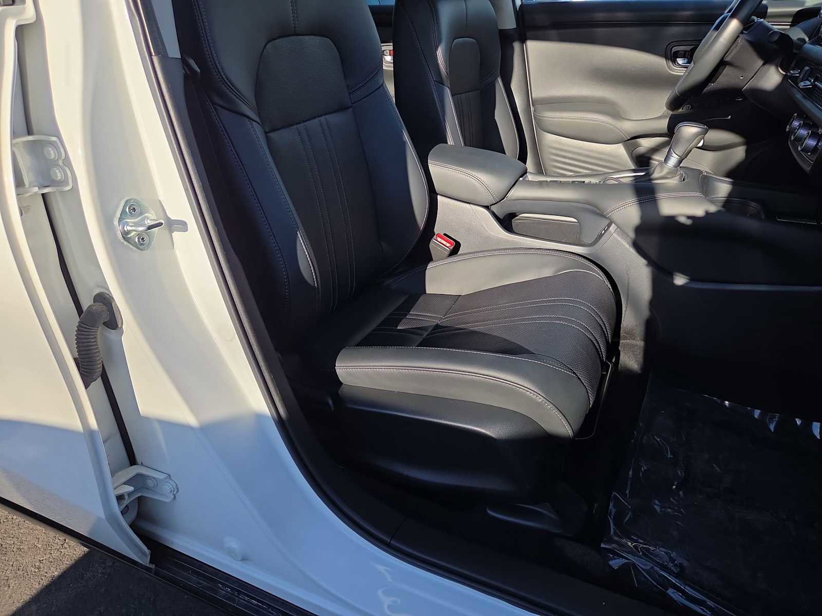 Used 2024 Honda HR-V EX-L image 22